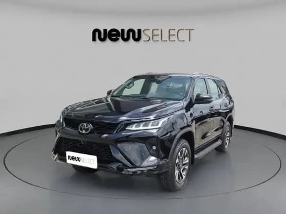 Carro 2.8 D-4D TURBO DIESEL DIAMOND 7L 4X4 AUTOMÁTICO