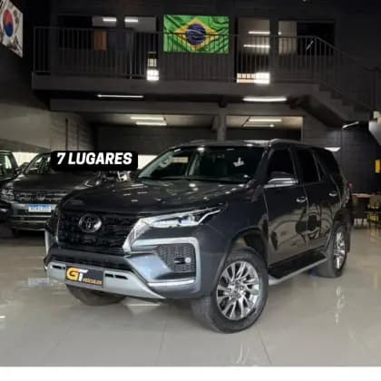 Carro 2.8 D-4D TURBO DIESEL SRX 7L 4X4 AUTOMÁTICO