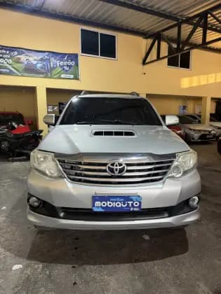 Carro 3.0 SRV 4X4 7 LUGARES 16V TURBO INTERCOOLER DIESEL 4P AUTOMÁTICO