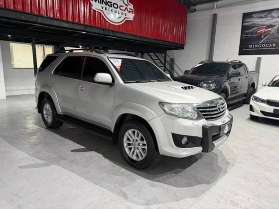 Carro 3.0 SRV 4X4 7 LUGARES 16V TURBO INTERCOOLER DIESEL 4P AUTOMÁTICO