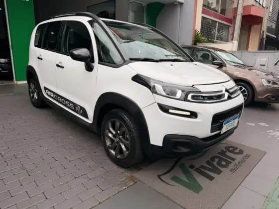 Carro 1.5 LIVE 8V FLEX 4P MANUAL