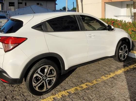 Carro 1.8 16V FLEX LX 4P AUTOMÁTICO