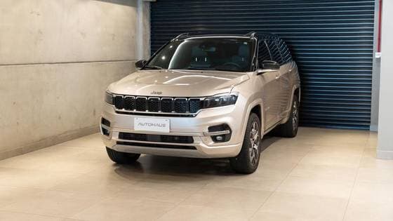 Carro 2.0 TD380 TURBO DIESEL OVERLAND AT9