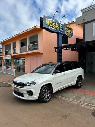 Carro 1.3 T270 TURBO FLEX OVERLAND AT6