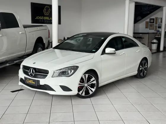 Carro 1.6 URBAN 16V GASOLINA 4P AUTOMÁTICO