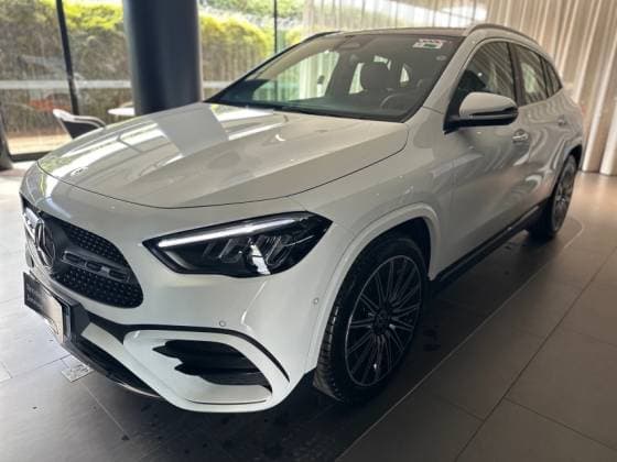 Carro 1.3 MHEV AMG LINE 7G-DCT