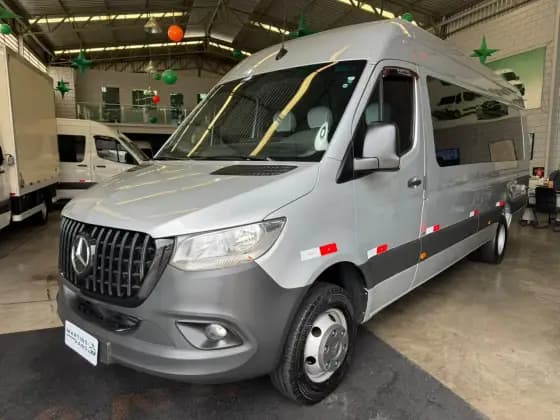Carro 2.2 CDI DIESEL VAN 516 TA EXTRA LONGO 21L MANUAL
