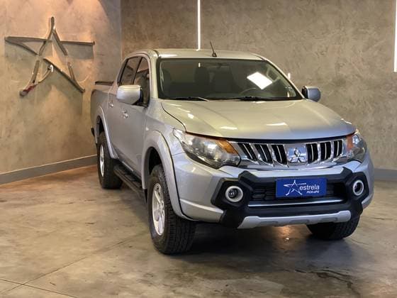 Carro 2.4 16V TURBO DIESEL SPORT GLS CD 4P 4X4 AUTOMÁTICO