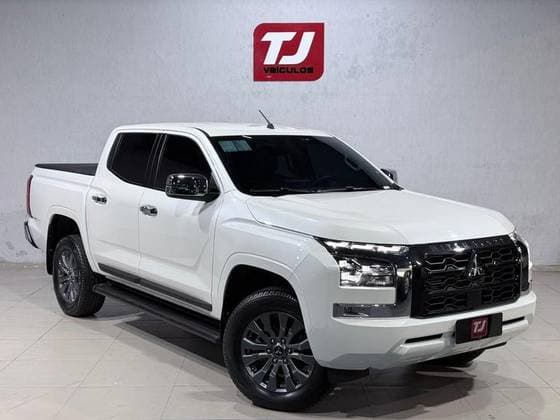 Carro 2.4 BITURBO DIESEL CD GL 4X4 AUTOMÁTICO