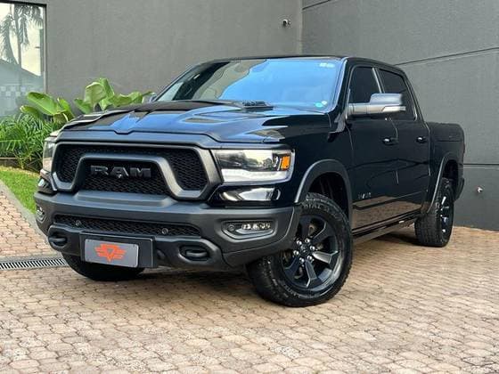 Carro 5.7 V8 GASOLINA REBEL CD 4X4 AUTOMÁTICO