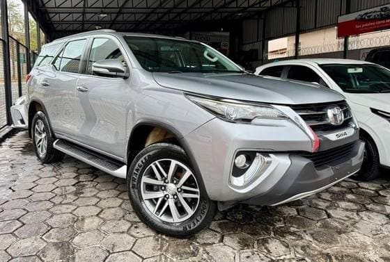 Carro 2.8 SRX 4X4 7 LUGARES 16V TURBO INTERCOOLER DIESEL 4P AUTOMÁTICO
