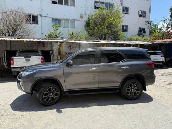 Carro 2.7 SRV 7 LUGARES 4X2 16V FLEX 4P AUTOMÁTICO