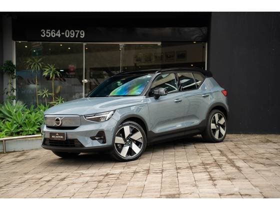 Carro P8 RECHARGE TWIN ELECTRIC ULTIMATE AWD