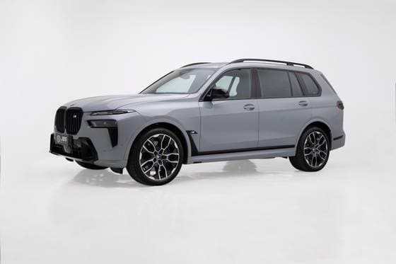 Carro 4.4 V8 GASOLINA M60i STEPTRONIC