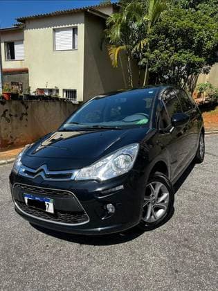 Carro 1.2 PURE TECH FLEX TENDANCE MANUAL