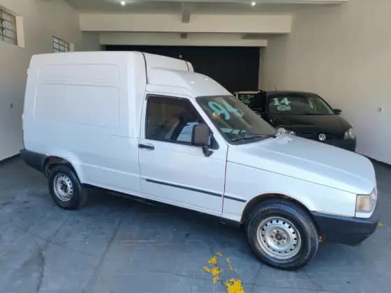 Carro 1.5 IE FURGÃO 8V GASOLINA 2P MANUAL