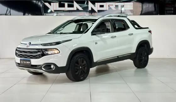 Carro 2.0 16V TURBO DIESEL VOLCANO 4WD AT9