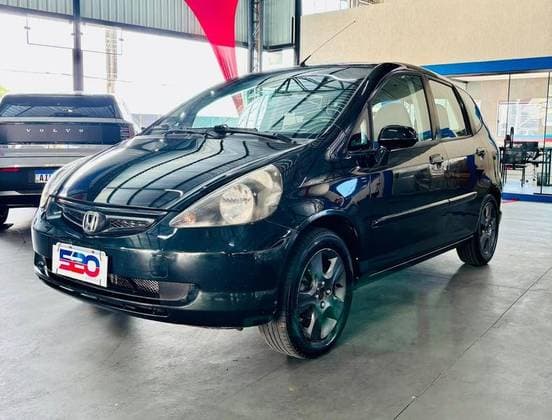 Carro 1.4 LX 8V GASOLINA 4P AUTOMÁTICO