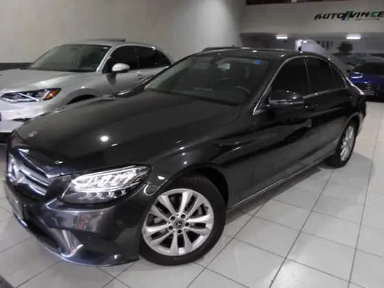 Carro 1.6 CGI FLEX AVANTGARDE 9G-TRONIC