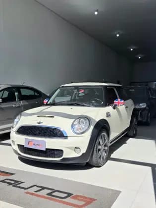 Carro 1.6 S JOHN COOPER WORKS 16V TURBO GASOLINA 2P AUTOMATICO