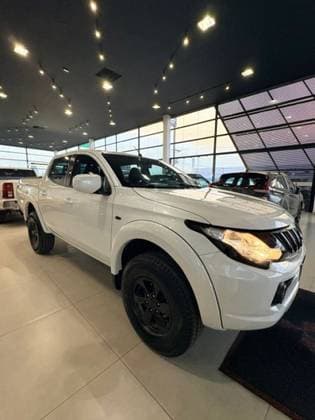 Carro 2.4 16V TURBO DIESEL SPORT GLS CD 4P 4X4 AUTOMÁTICO