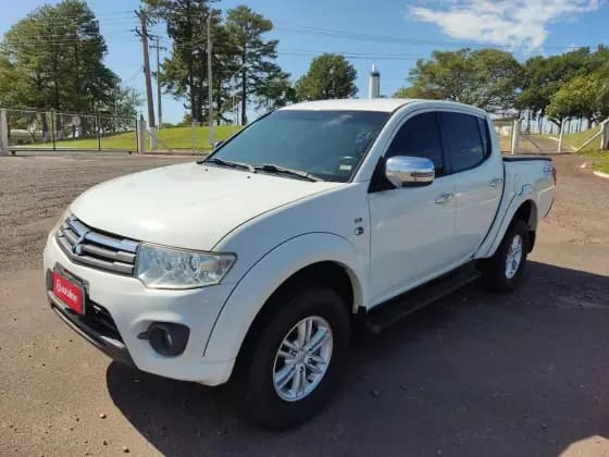 Carro 3.2 HPE 4X4 CD 16V TURBO INTERCOOLER DIESEL 4P AUTOMÁTICO