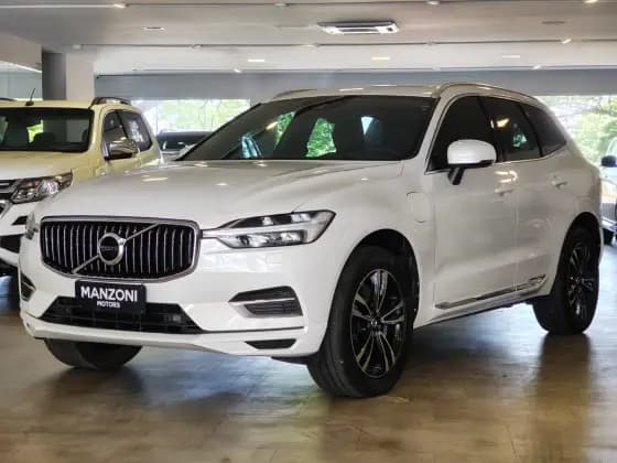 Carro 2.0 T8 HYBRID MOMENTUM AWD GEARTRONIC