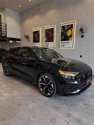 Carro 4.0 V8 TWINTURBO MHEV TIPTRONIC