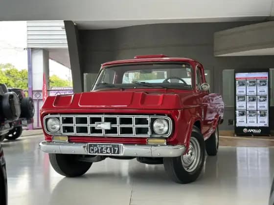 Carro 4.0 CUSTOM S CS 8V DIESEL 2P MANUAL