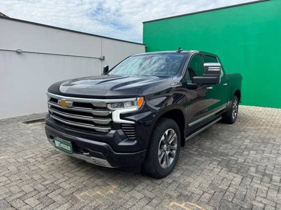Carro 5.3 V8 GASOLINA 1500 HIGH COUNTRY 4X4 AUTOMÁTICO