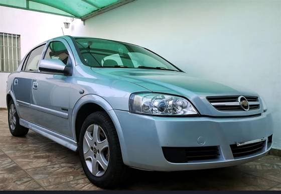 Carro 2.0 MPFI ADVANTAGE 8V FLEX 4P MANUAL