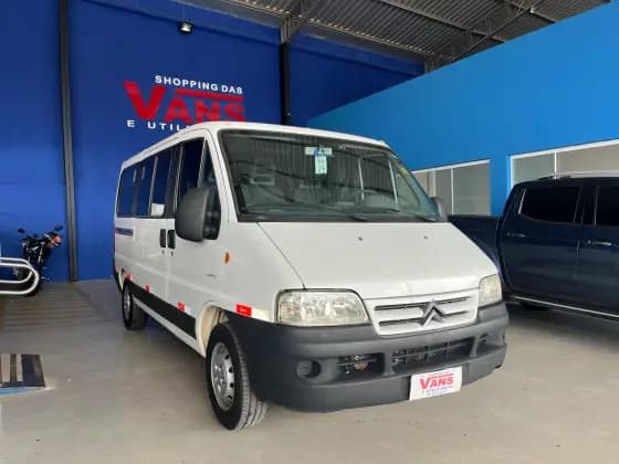Carro 2.3 HDI DIESEL MINIBUS 33M 3P MANUAL