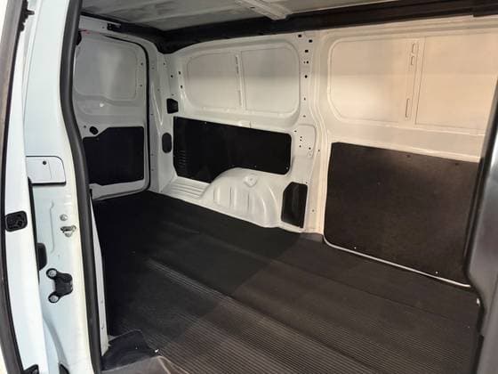 Carro 1.5 BLUEHDI DIESEL CARGO MANUAL
