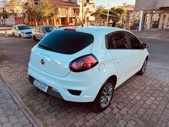 Carro 1.8 ESSENCE 16V FLEX 4P MANUAL