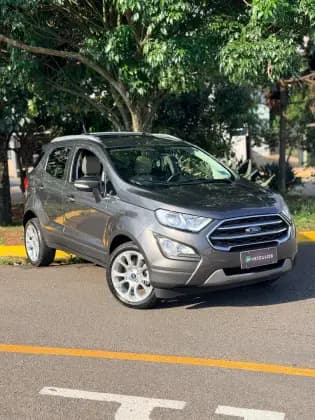 Carro 1.5 TI-VCT FLEX TITANIUM AUTOMÁTICO