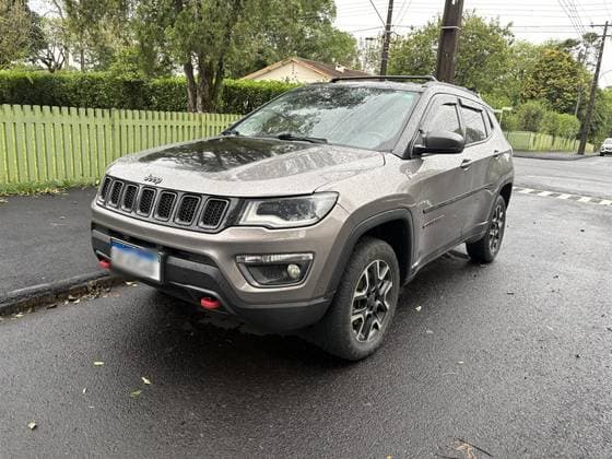 Carro 2.0 16V DIESEL TRAILHAWK 4X4 AUTOMÁTICO