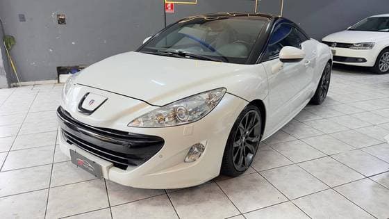 Carro 1.6 16V TURBO GASOLINA 2P AUTOMÁTICO
