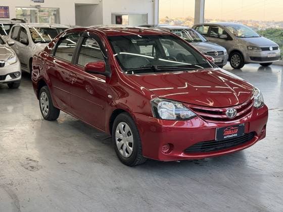 Carro 1.5 XS SEDAN 16V FLEX 4P MANUAL