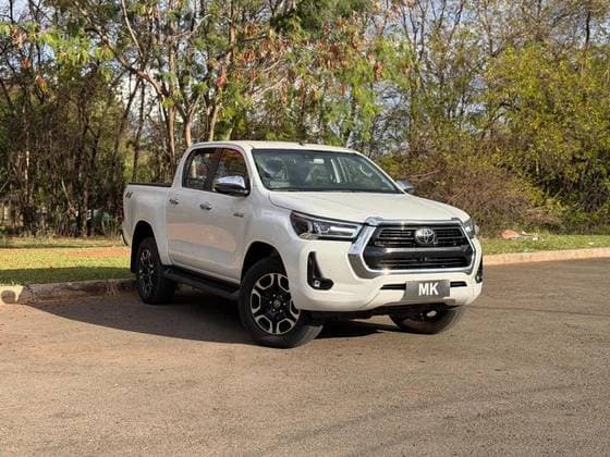 Carro 2.8 D-4D TURBO DIESEL CD SRX 4X4 AUTOMÁTICO