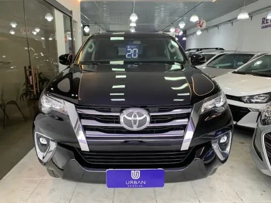Carro 2.8 SRX 4X4 7 LUGARES 16V TURBO INTERCOOLER DIESEL 4P AUTOMÁTICO