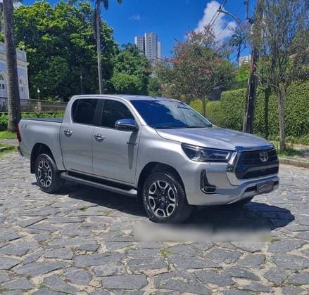 Carro 2.8 D-4D TURBO DIESEL CD SRX 4X4 AUTOMÁTICO