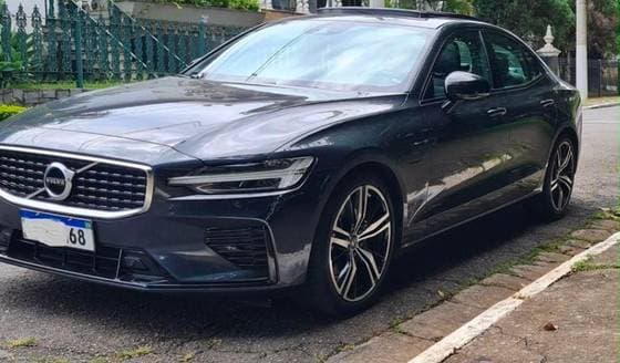 Carro 2.0 T8 R-DESIGN HÍBRIDO 4P AUTOMÁTICO