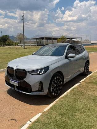 Carro 2.0 TWINPOWER MHEV XDRIVE30I M SPORT STEPTRONIC