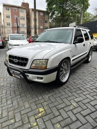 Carro 2.2 MPFI DLX 4X2 8V GASOLINA 4P MANUAL