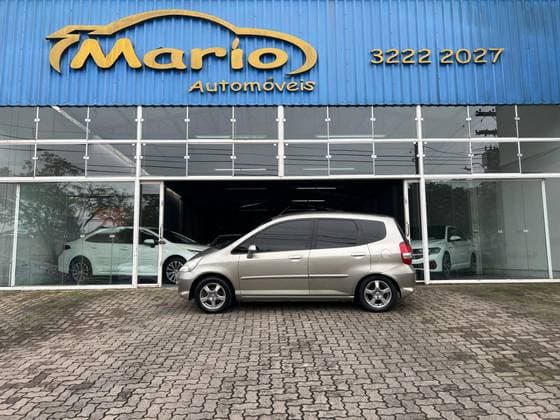 Carro 1.4 LX 8V GASOLINA 4P AUTOMÁTICO