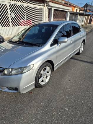 Carro 1.8 LXS 16V FLEX 4P AUTOMÁTICO