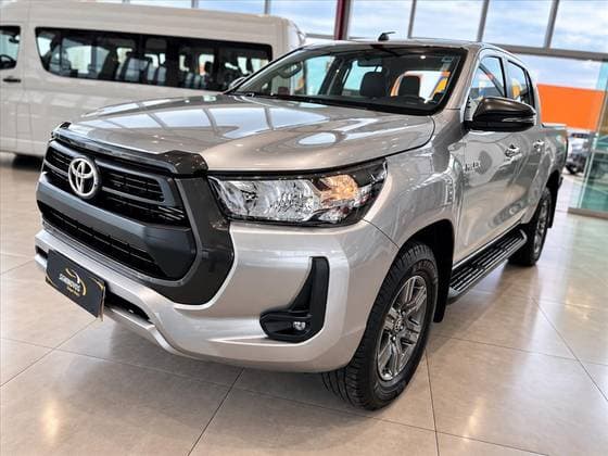 Carro 2.8 D-4D TURBO DIESEL CD SR 4X4 AUTOMÁTICO