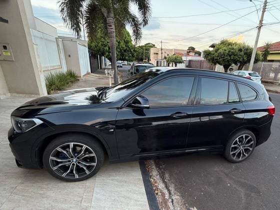 Carro 2.0 16V TURBO ACTIVEFLEX SDRIVE20I M SPORT 25 ANOS 4P AUTOMÁTICO