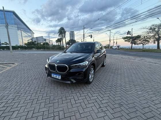 Carro 2.0 16V TURBO ACTIVEFLEX SDRIVE20I X-LINE 4P AUTOMÁTICO