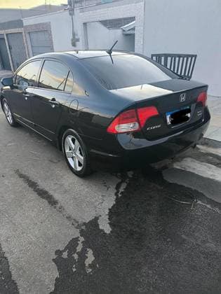 Carro 1.8 LXS 16V FLEX 4P AUTOMÁTICO